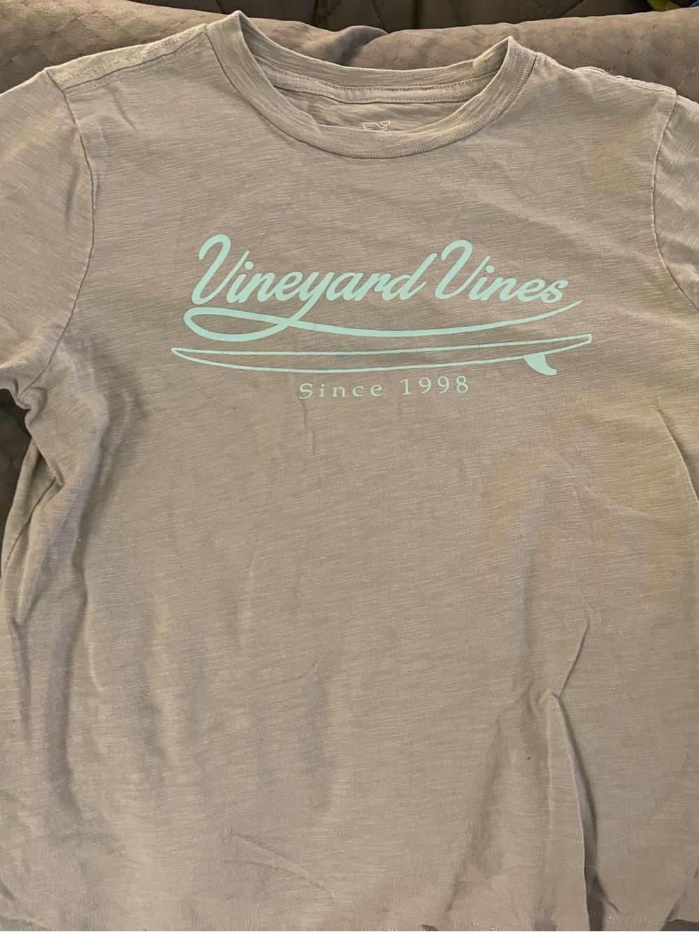 Boy’s Vineyard Vines tee